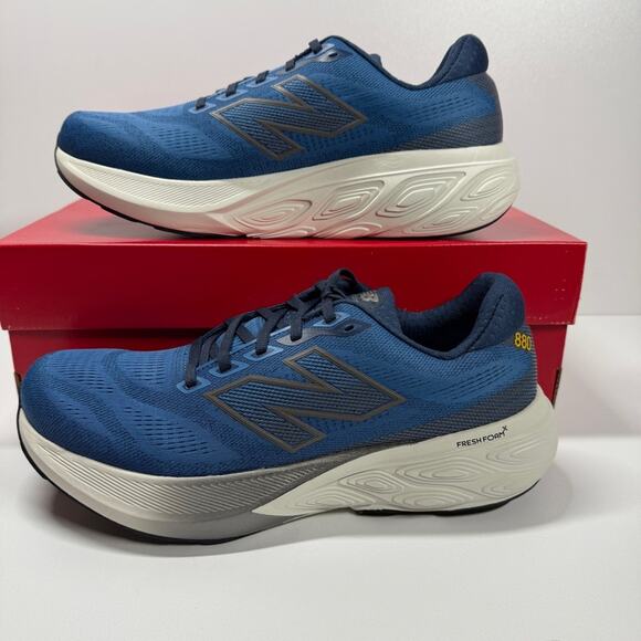 NIB •Men\'s New Balance Fresh Foam X 880 v15 Running Shoe Size: 12